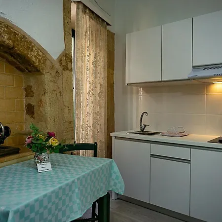 Anastasia * Chania (Crete)