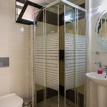 Anastasia خانيا